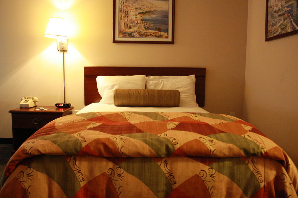 Intown Suites Extended Stay Select Hampton Va Δωμάτιο φωτογραφία