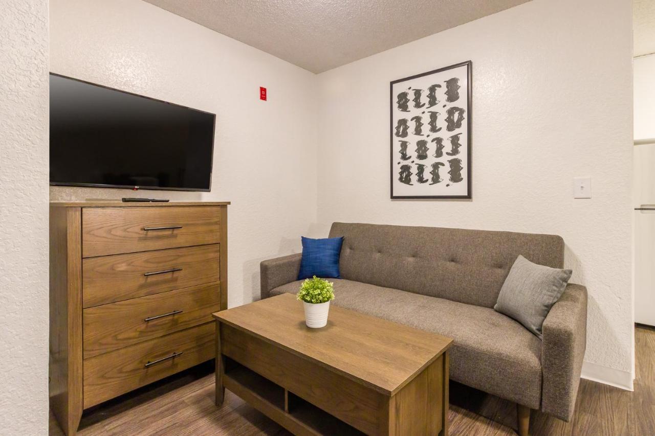 Intown Suites Extended Stay Select Hampton Va Εξωτερικό φωτογραφία